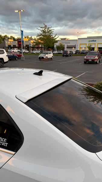 VW Jetta MK6 OEM-style ABS roof spoiler (image 1)